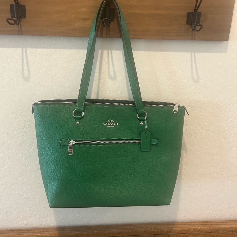 Coach Vibrant Green Leather Tote